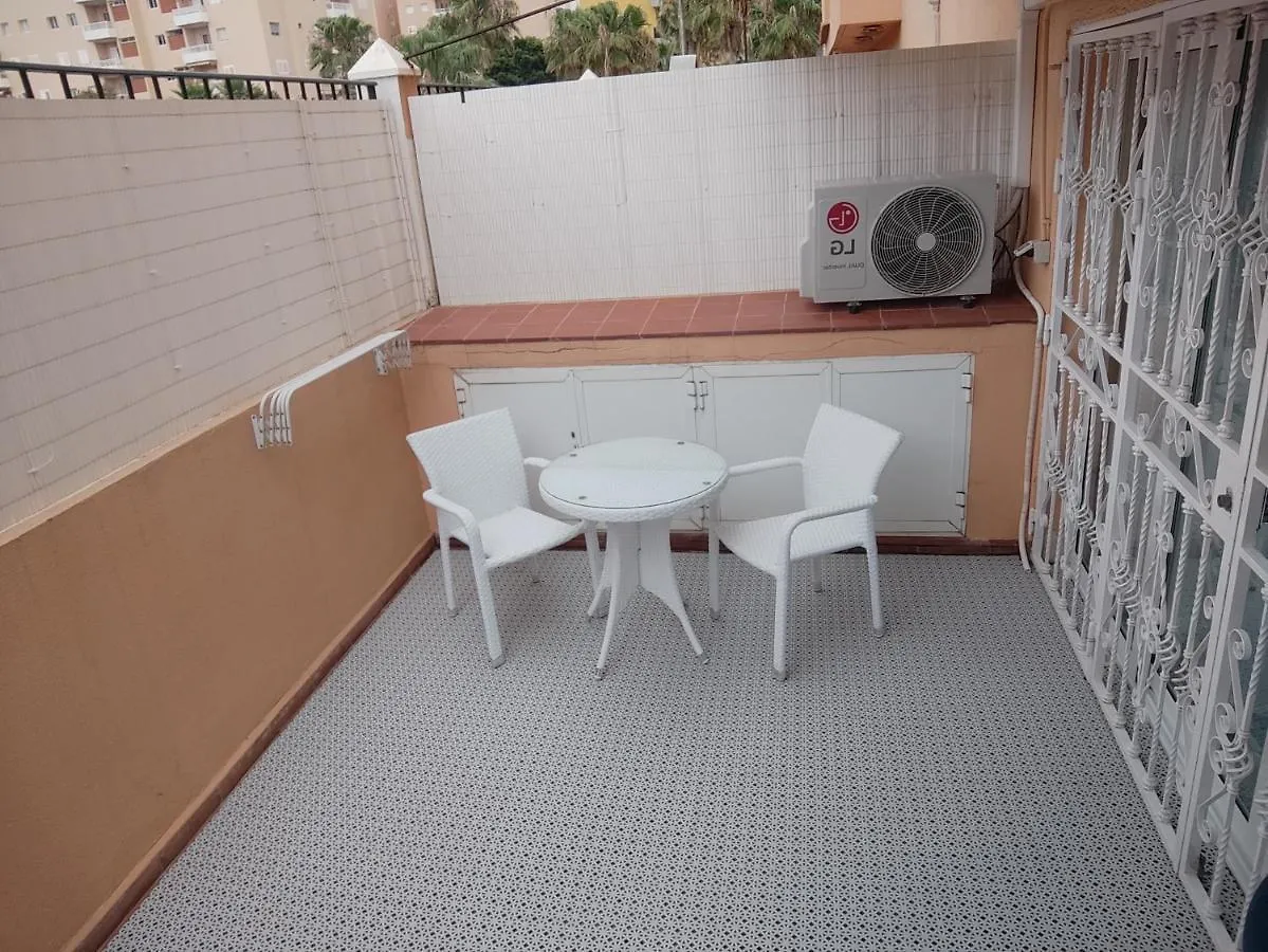 Avenida Deluxe Candelaria 0*,